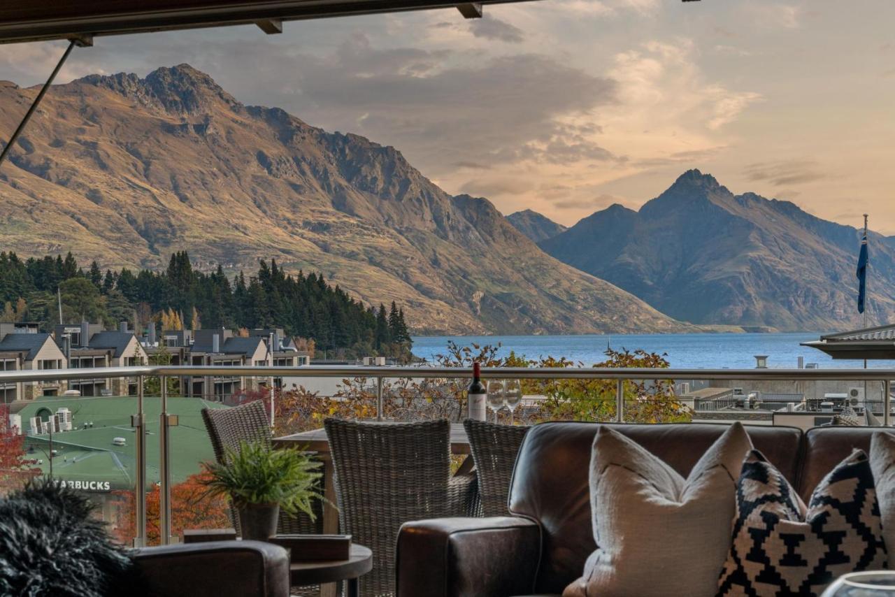 The Village Green Apartment Queenstown Bagian luar foto